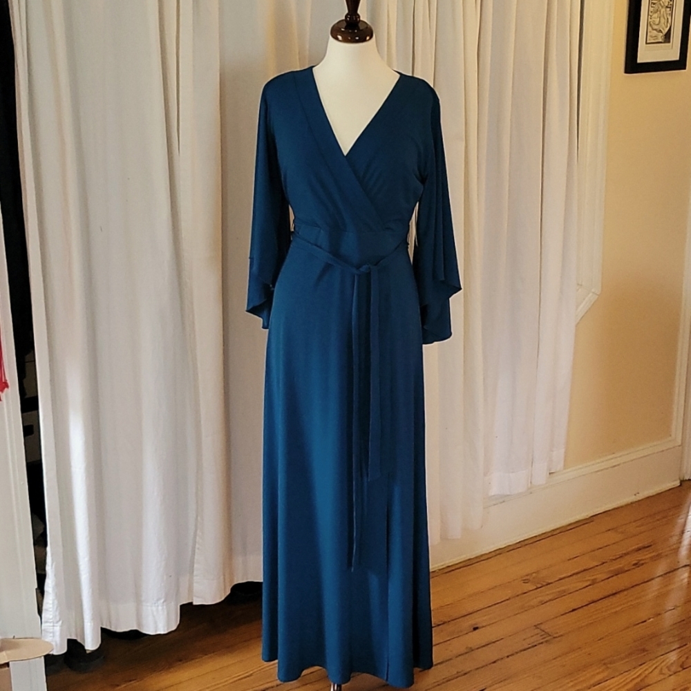 V-NECK BELL-SLEEVE KIMONO MAXI DRESS